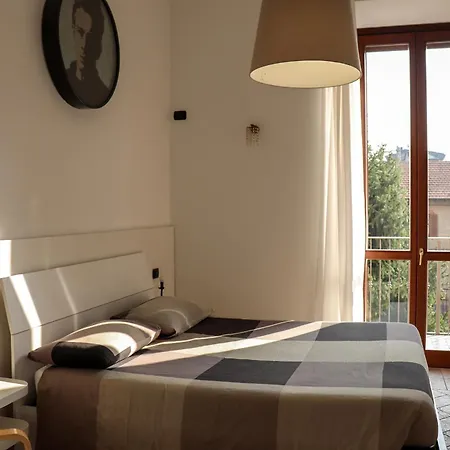 La Corte Di Brusuglio Bed and breakfast 3*
