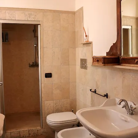 Bed and breakfast La Corte Di Brusuglio 3*