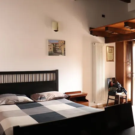 Bed and breakfast La Corte Di Brusuglio 3*